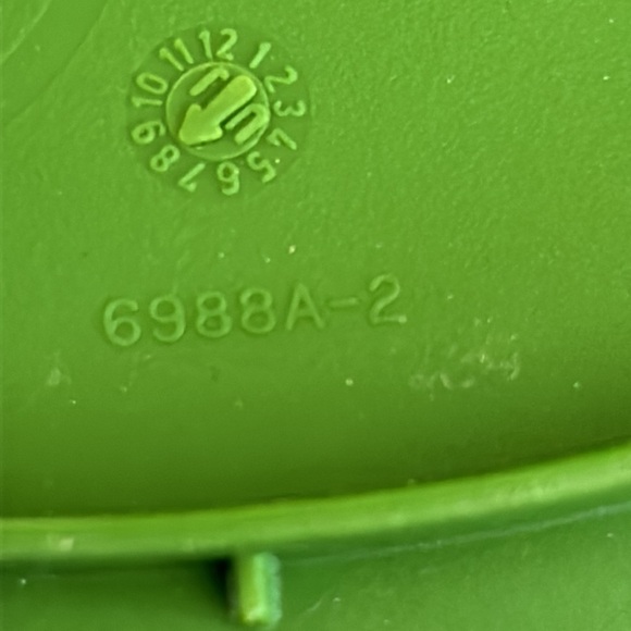 Tupperware - Picture 6 of 8